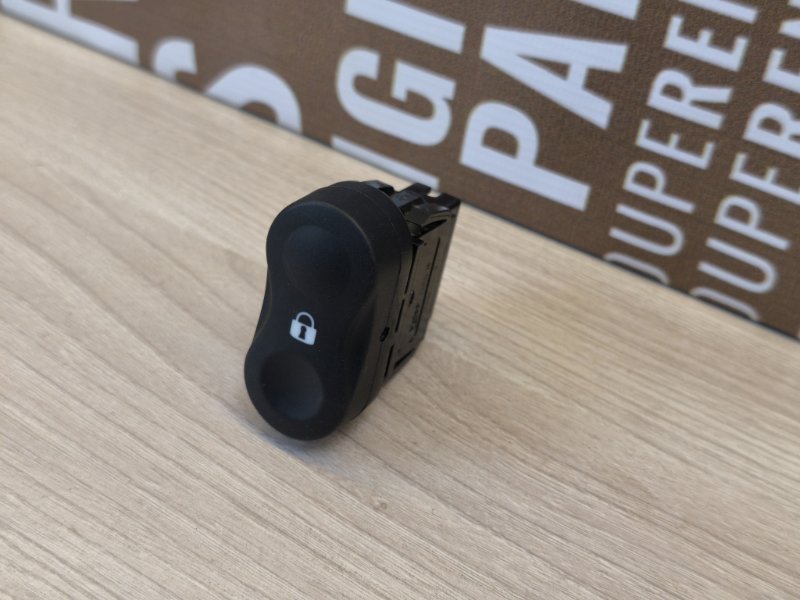 Кнопка стеклоподъемника - фото 3