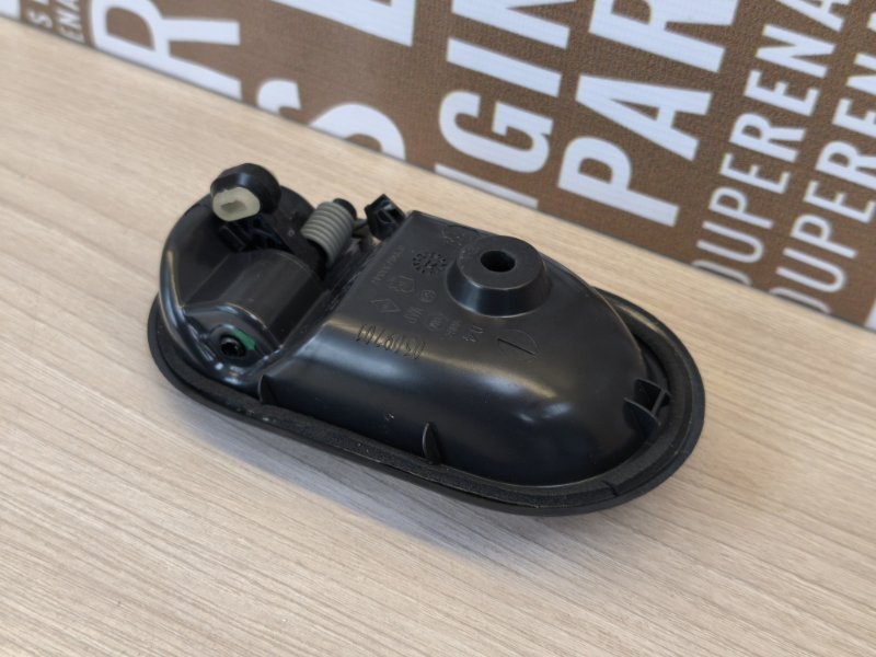 внутренняя ручка двери - фото 7