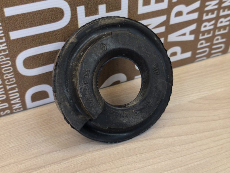 Верхняя опора    пружины - фото 7