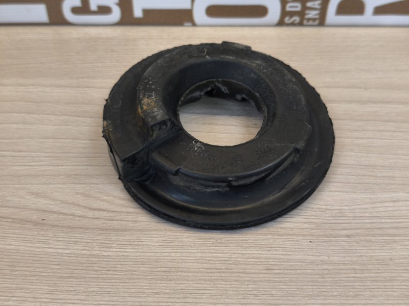 Верхняя опора    пружины - фото 7