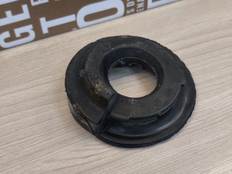 Верхняя опора    пружины - фото 9