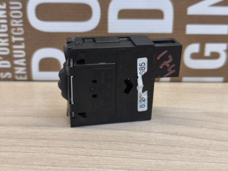 Кнопка корректора фар - фото 4