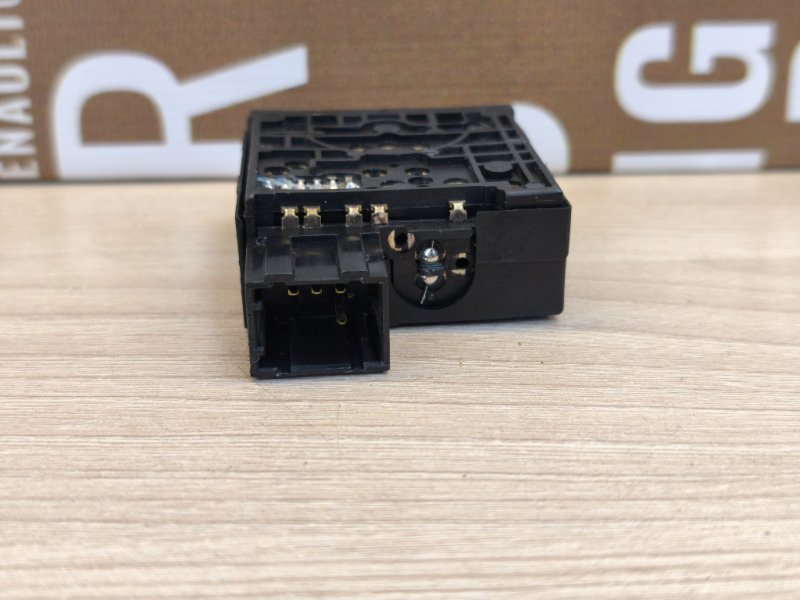 Кнопка корректора фар - фото 8