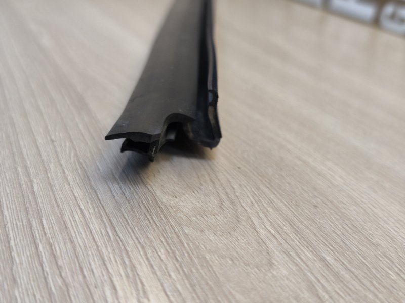 Уплотнитель стекла двери внутренний - фото 4