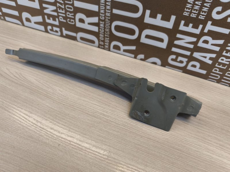 Направляющая стекла двери - фото 7