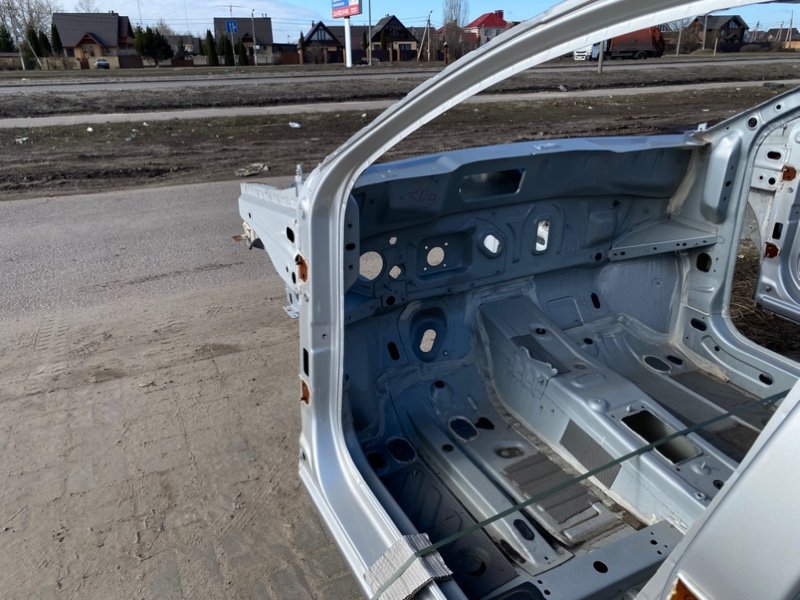 Лонжерон - фото 1