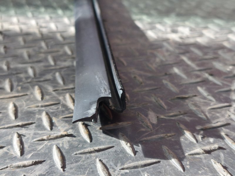 Уплотнитель стекла двери внутренний - фото 5