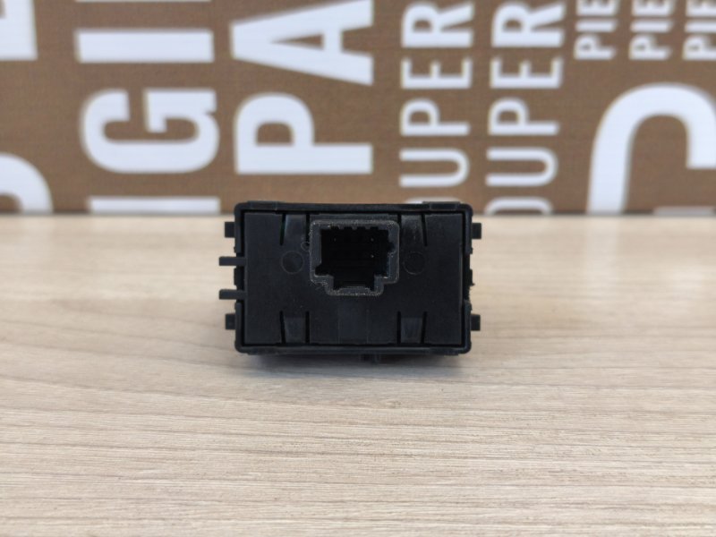 Кнопка блокировки стеклоподъемников - фото 8