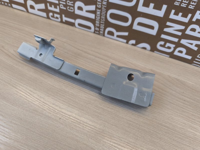 Направляющая стекла     двери - фото 7