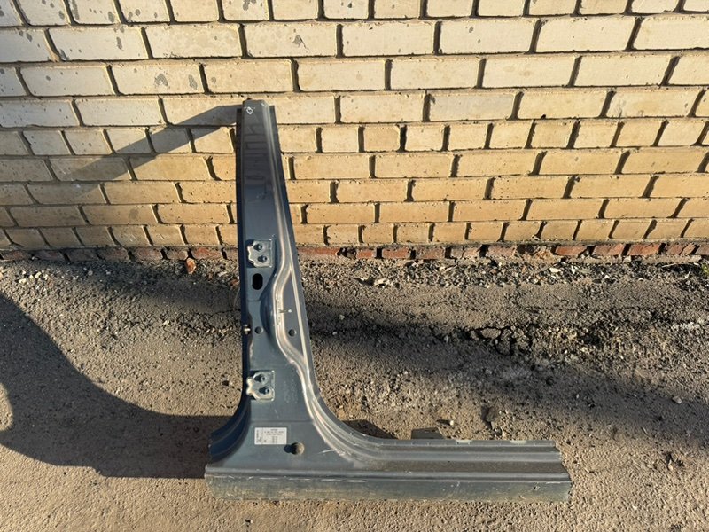 средняя стойка - фото 1