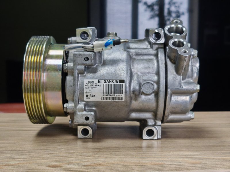 Компрессор кондиционера - фото 2