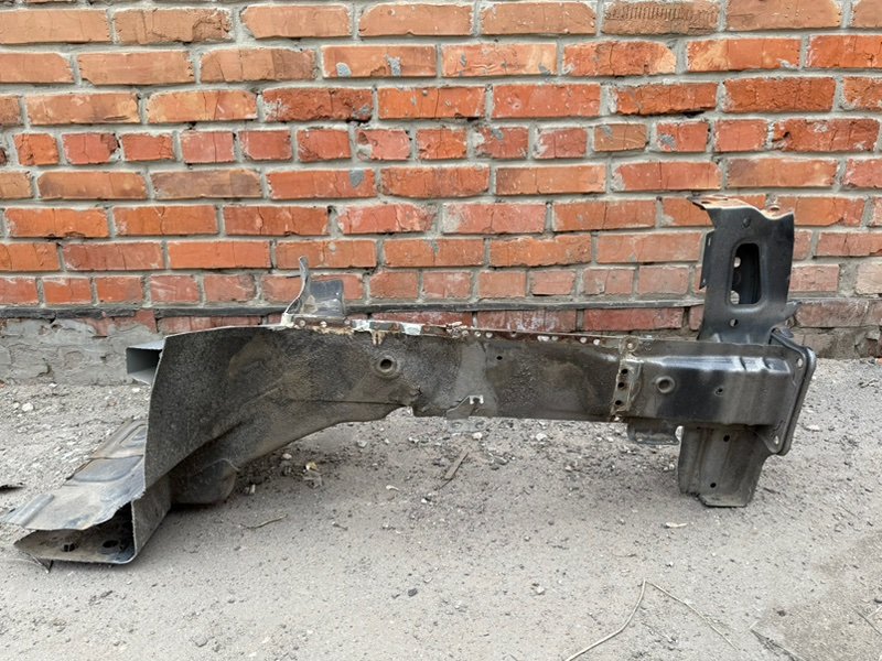 Лонжерон - фото 1