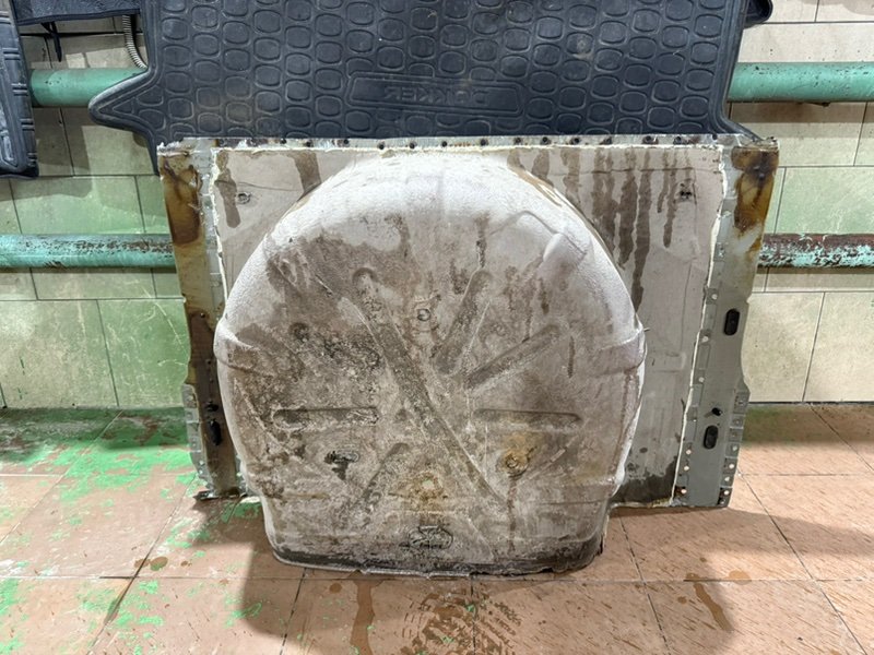 Ниша запасного колеса - фото 6