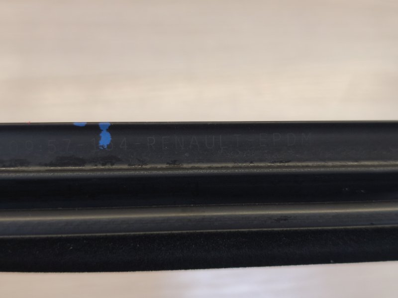 Уплотнитель стекла двери внутренний - фото 9