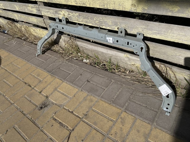 Верхняя накладка телевизора - фото 1