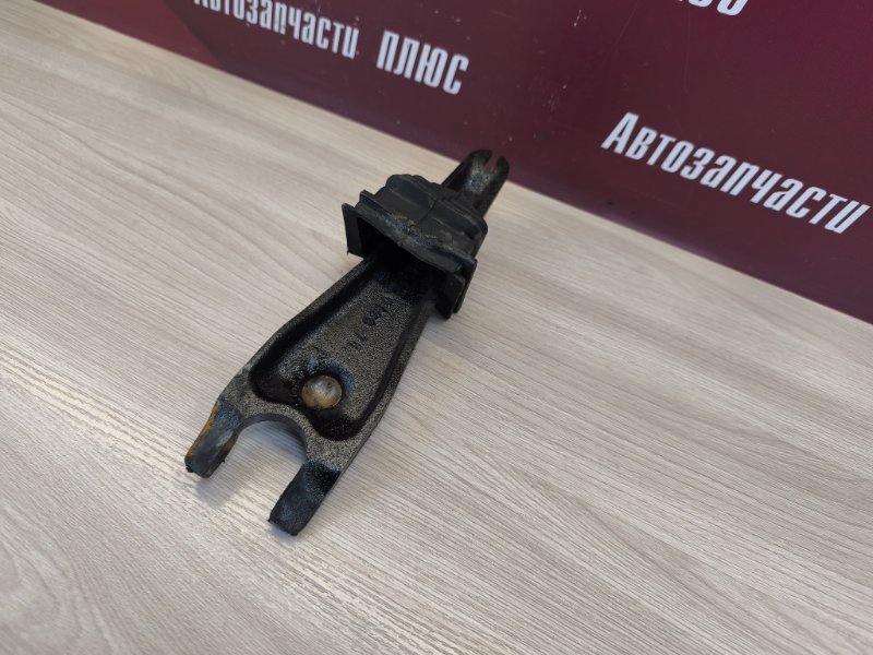 Вилка сцепления - фото 8