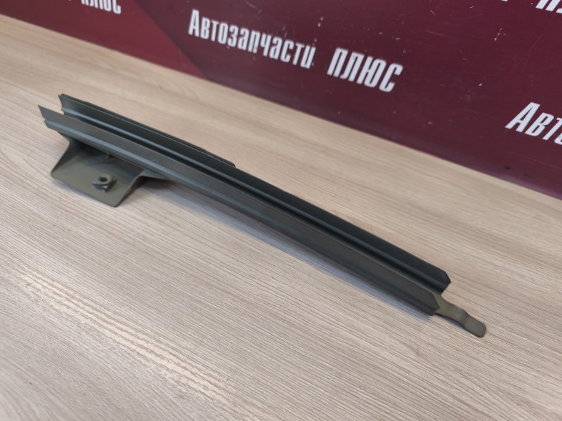 Направляющая стекла     двери - фото 4