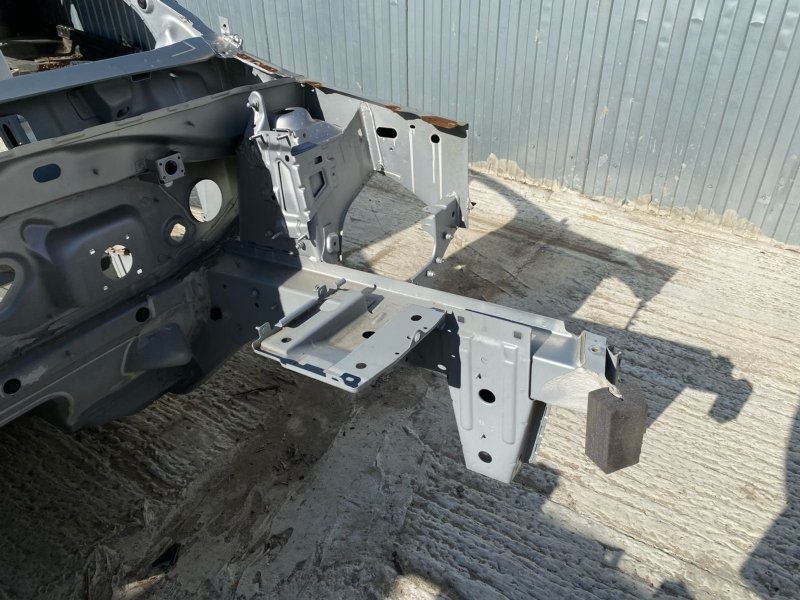 Лонжерон - фото 1