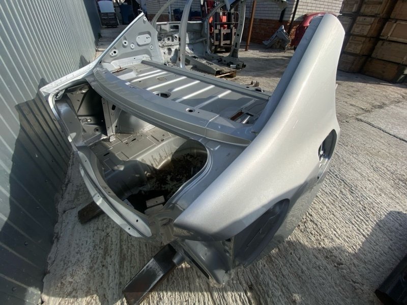 Задняя часть кузова - фото 1