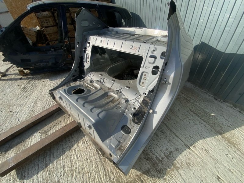 Задняя часть кузова - фото 6