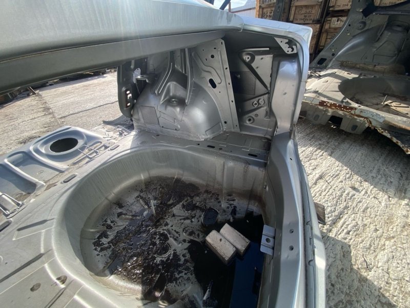 Задняя часть кузова - фото 10