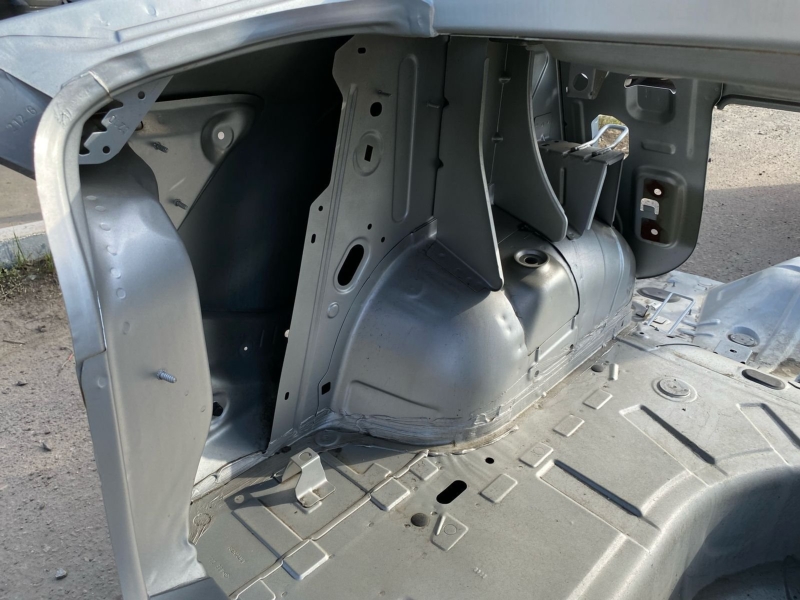 Задняя часть кузова - фото 4