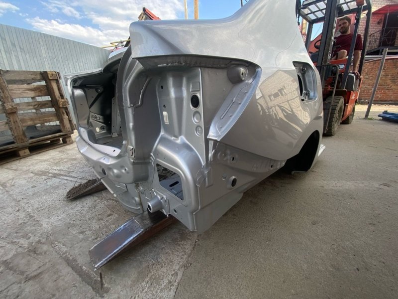 Задняя часть кузова - фото 3