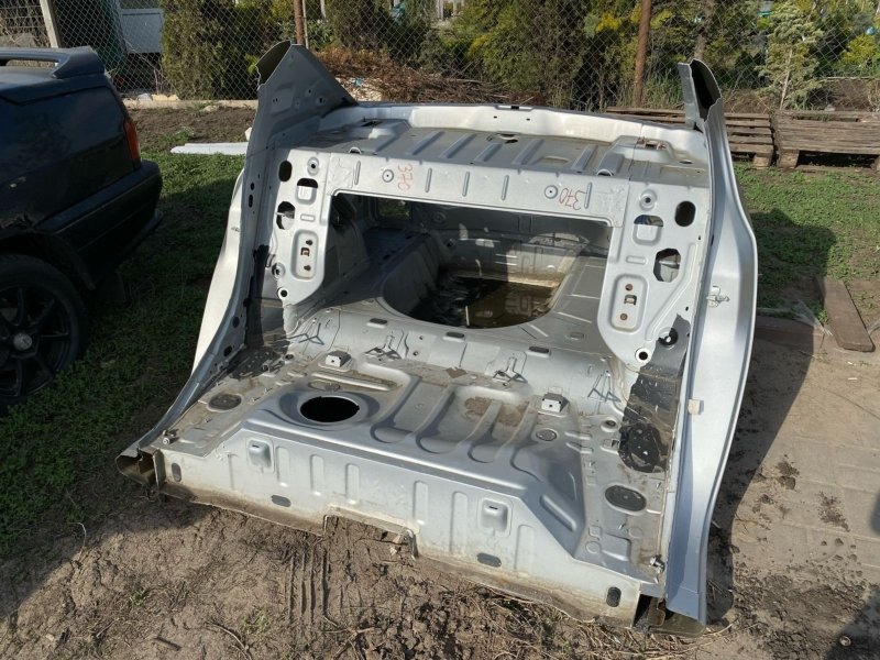 Задняя часть кузова - фото 7