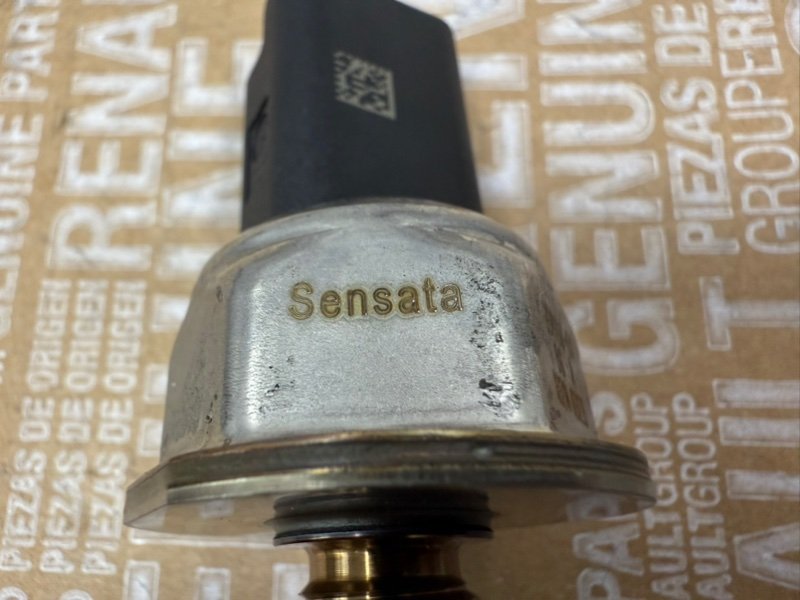 Датчик давления топлива - фото 5