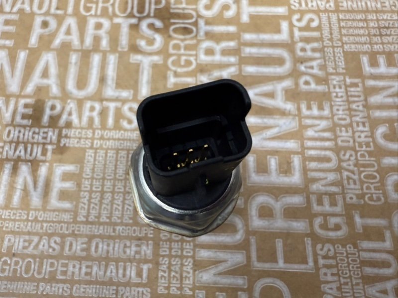 Датчик давления топлива - фото 6