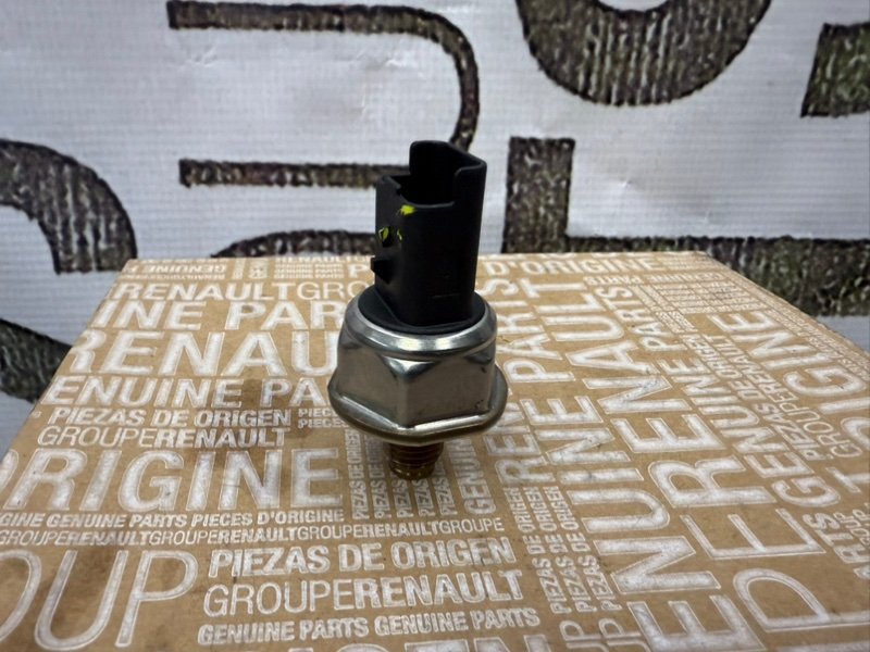 Датчик давления топлива - фото 8