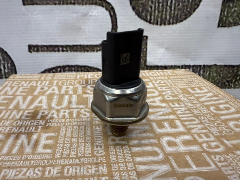 Датчик давления топлива - фото 9