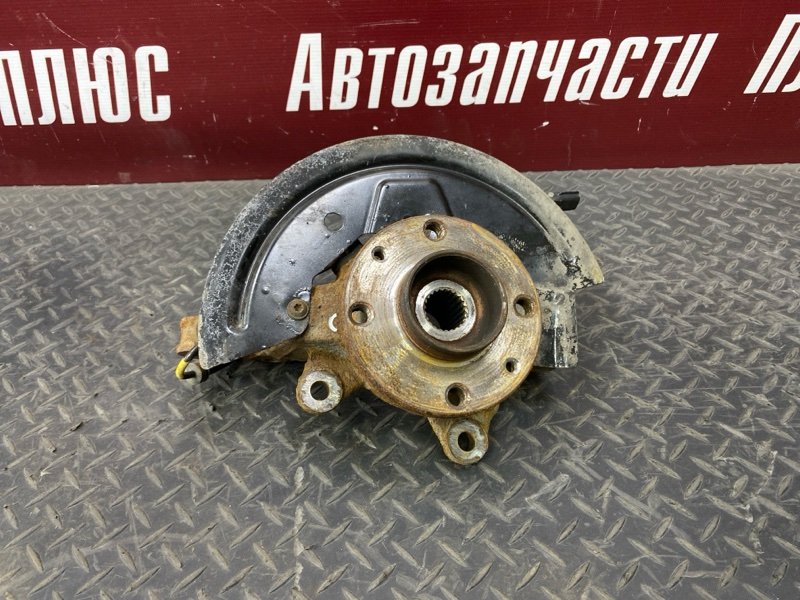 Кулак поворотный - фото 1