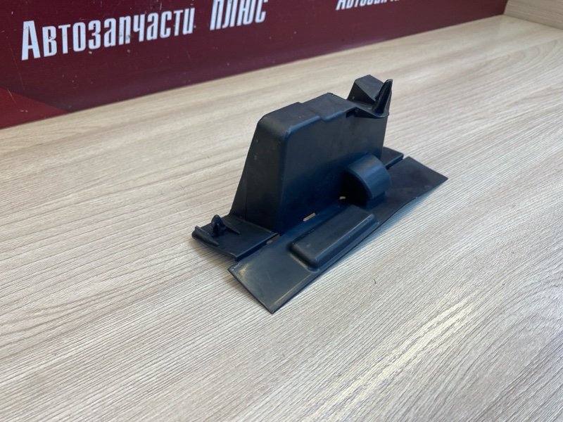 Дефлектор радиатора - фото 4