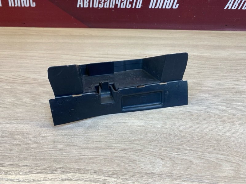 Дефлектор радиатора - фото 6