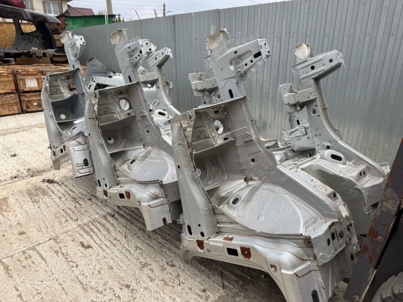 Усилитель лонжерона - фото 1