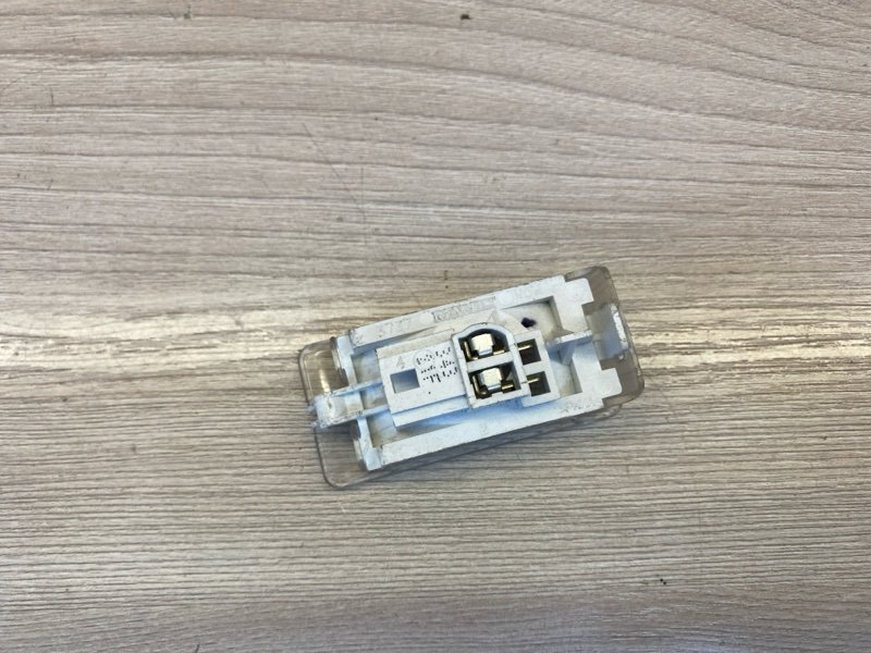 Плафон подсветки багажника - фото 7