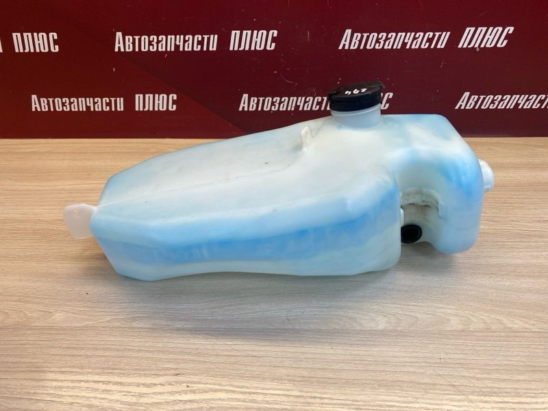 Бачок омывателя - фото 1