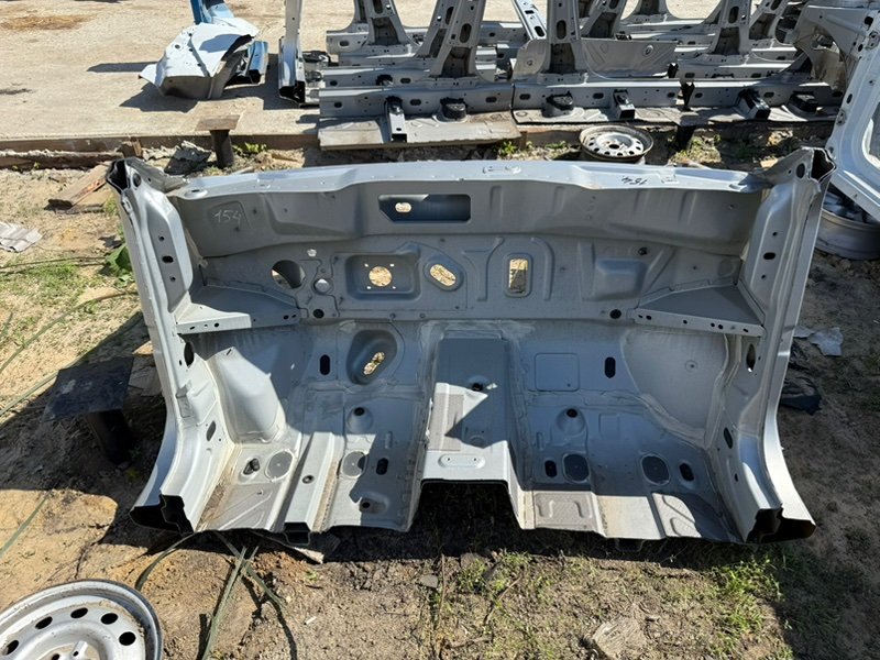 Передняя часть кузова - фото 5