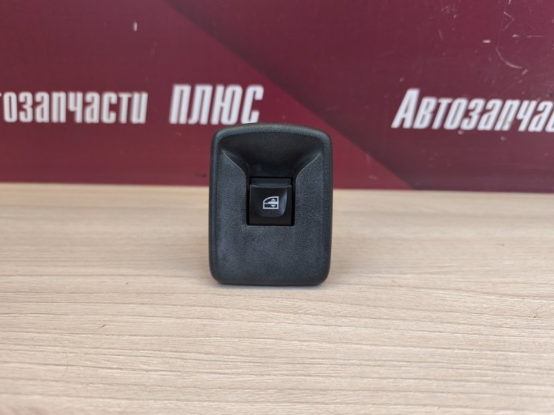 Кнопка стеклоподъемника - фото 2