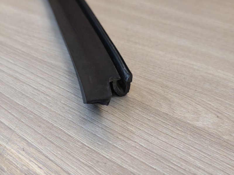 Уплотнитель стекла двери внутренний - фото 4