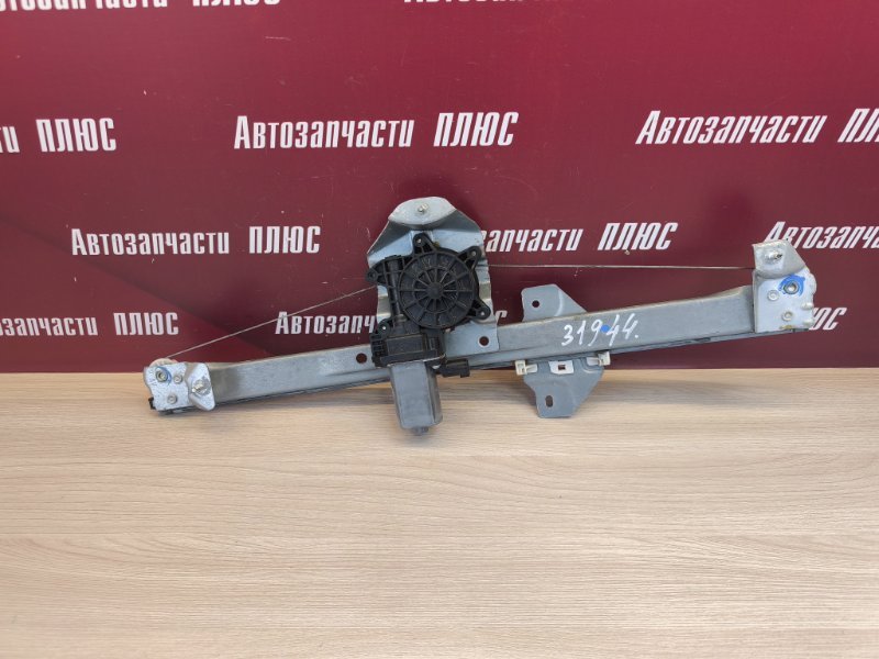 Стеклоподъемник    двери - фото 1