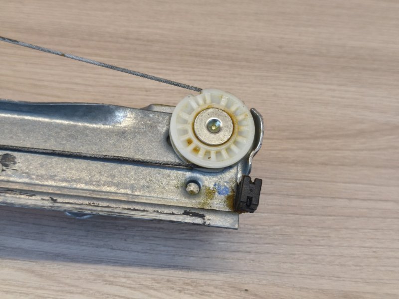 Стеклоподъемник    двери - фото 8