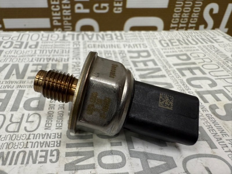 Датчик давления топлива - фото 3