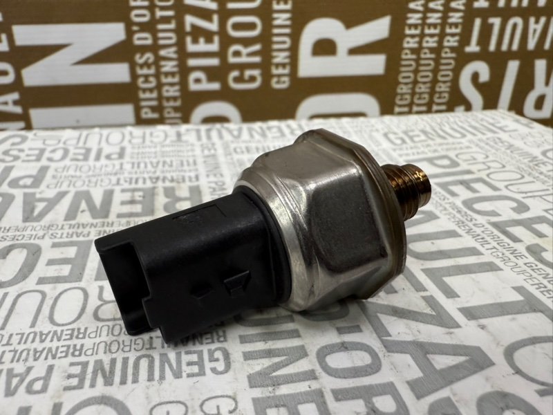 Датчик давления топлива - фото 5