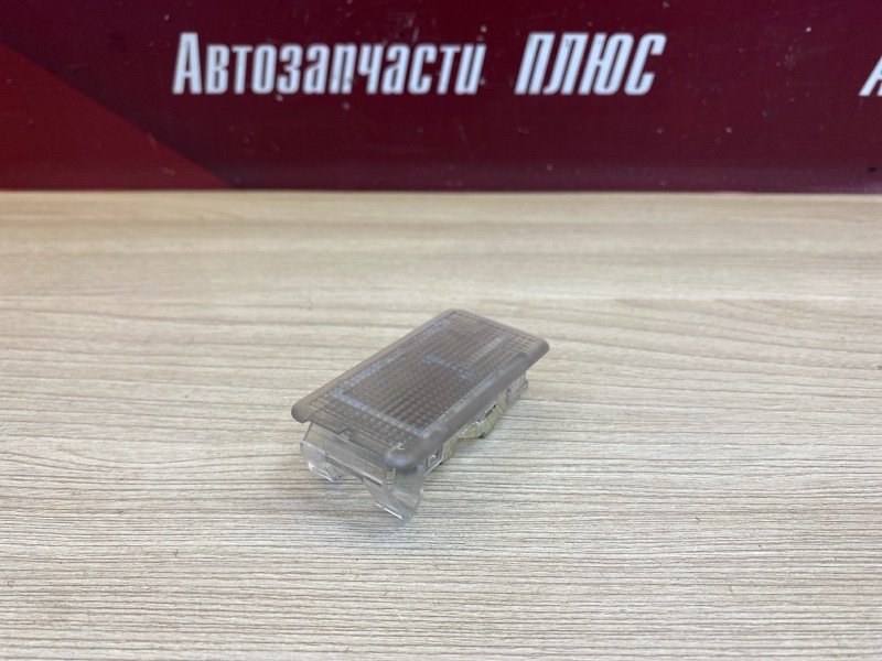 Плафон подсветки багажника - фото 1