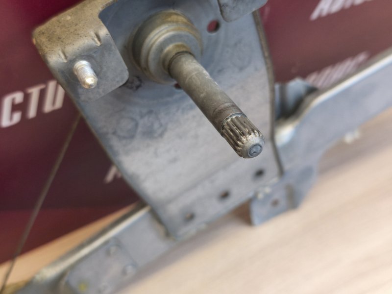 Стеклоподъемник    двери - фото 5