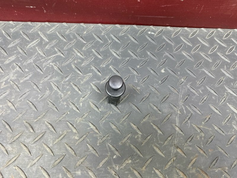 Концевик двери багажника - фото 2