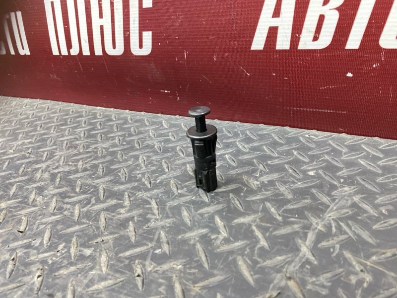 Концевик двери багажника - фото 4