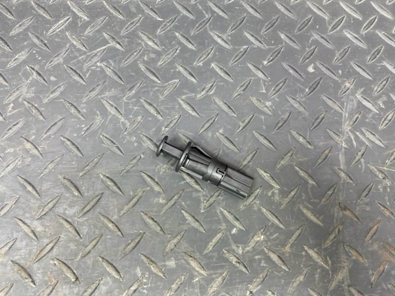 Концевик двери багажника - фото 6